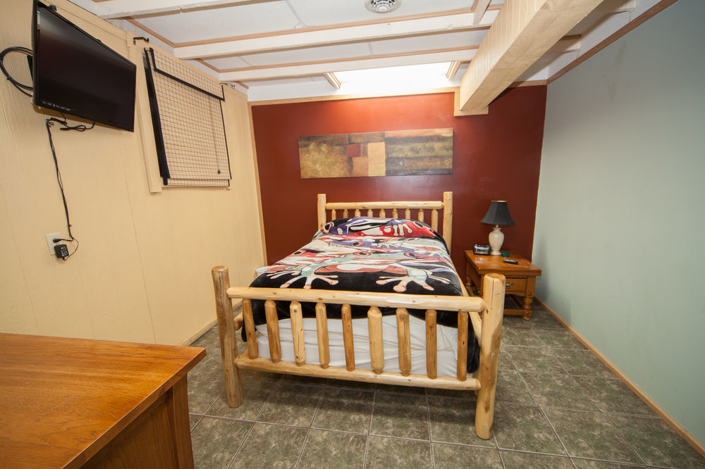 Log Cabin Lodge & Suites Jones Mills ภายนอก รูปภาพ