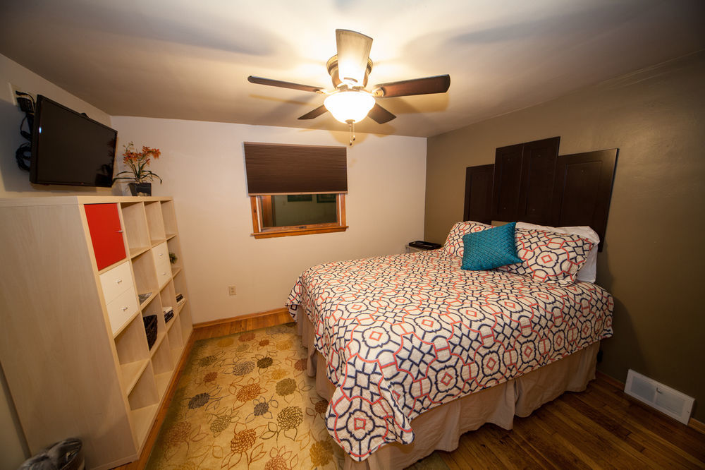Log Cabin Lodge & Suites Jones Mills ภายนอก รูปภาพ